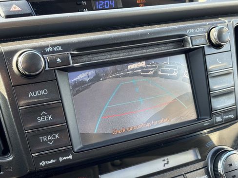 Used 2013 Toyota RAV4 Limited image 22