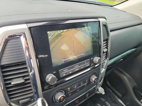 Used 2021 Nissan Titan SV w/ Accessory Utility Package RWD image 26