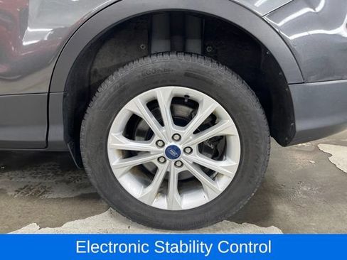 Certified 2019 Ford Escape SE AWD/4WD image 13