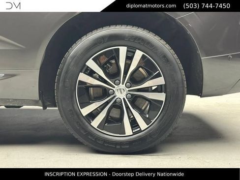 Used 2022 Volvo XC60 T8 Inscription Expression AWD/4WD image 40