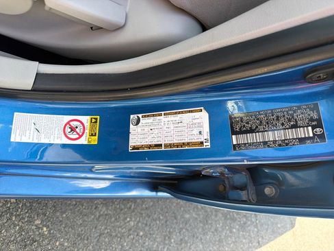 Used 2010 Toyota Corolla LE FWD image 29