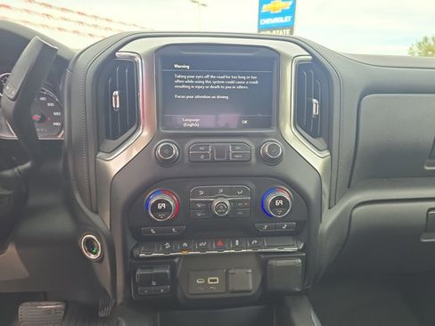 Used 2021 Chevrolet Silverado 1500 LT Trail Boss w/ Convenience Package II image 20