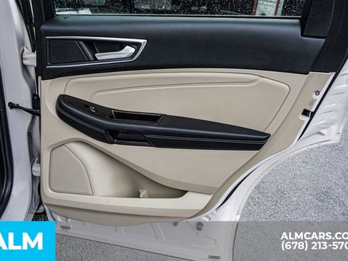 Used 2019 Ford Edge Titanium w/ Cold Weather Package image 58