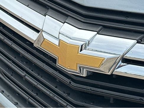 Used 2023 Chevrolet Equinox LT AWD/4WD image 36