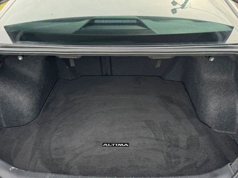 Used 2021 Nissan Altima 2.5 SR w/ SR Premium Package FWD image 15