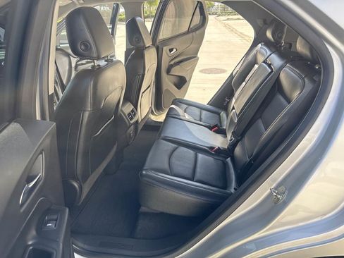 Used 2020 Chevrolet Equinox LT w/ Sport Edition image 10