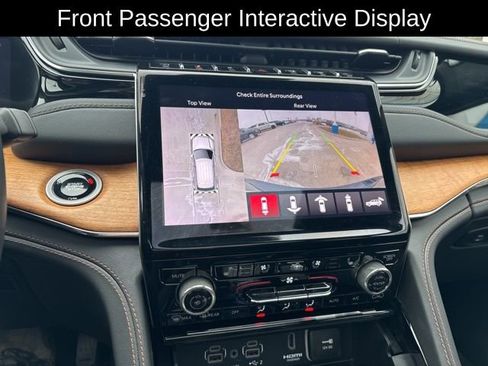 Used 2024 Jeep Grand Cherokee Summit image 13