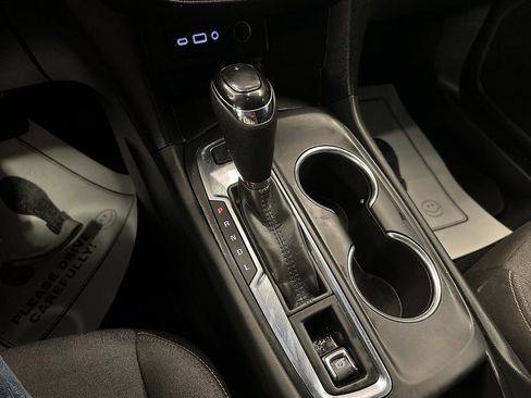 Used 2021 Chevrolet Equinox LT image 16