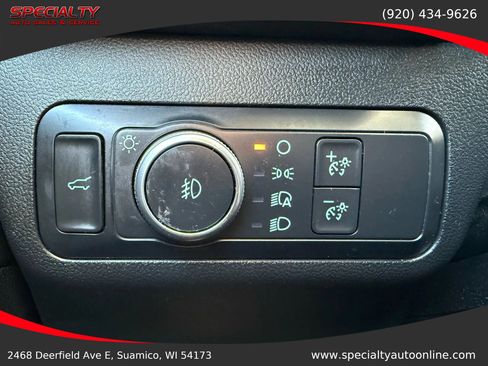 Used 2020 Ford Escape Titanium image 37