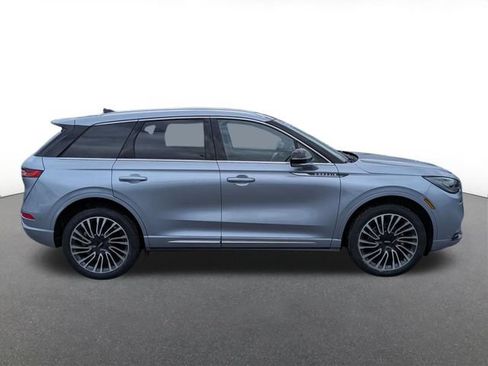 Used 2022 Lincoln Corsair Reserve w/ Sport Package AWD/4WD image 2
