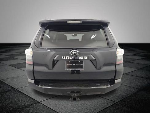 Used 2023 Toyota 4Runner SR5 Premium w/ Moonroof Package image 5