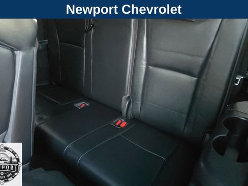 Used 2022 Toyota Highlander XLE image 16