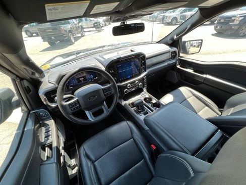 Used 2025 Ford F150 Lariat AWD/4WD image 17