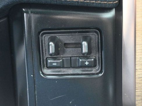 Used 2023 Ford F150 Lightning Lariat w/ Equipment Group 511A High image 20