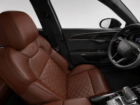 Certified 2023 Audi S8 w/ S8 Comfort Plus Package AWD/4WD image 15