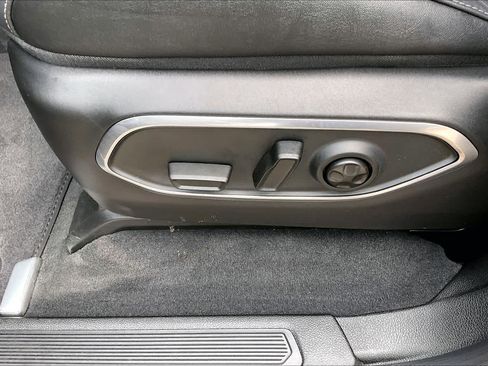 New 2026 Jeep Grand Wagoneer Limited w/ Premium Group II image 16