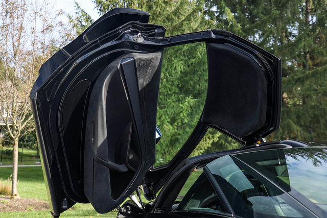 Used 2025 McLaren 750S RWD image 98