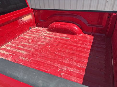 Used 2018 RAM 1500 Express w/ Express Value Package AWD/4WD image 9