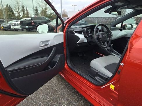 Used 2019 Toyota Corolla SE w/ SE Option Package image 15