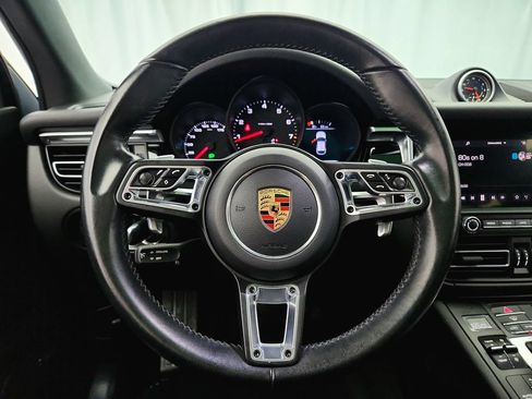 Used 2019 Porsche Macan AWD/4WD image 14