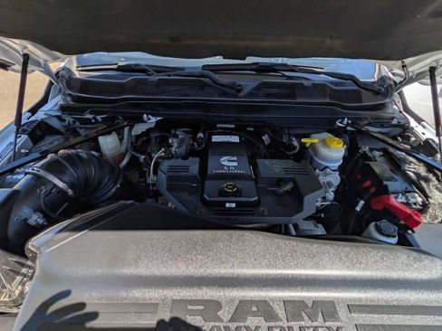 Used 2020 RAM 3500 Laramie AWD/4WD image 9