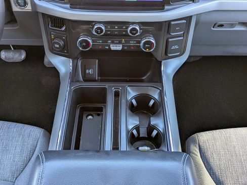 Used 2022 Ford F150 XLT w/ Equipment Group 302A High image 19