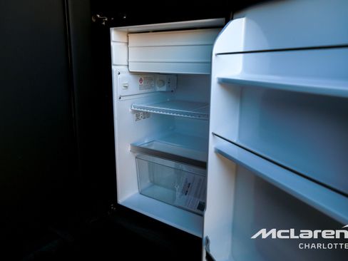 Used 2024 Mercedes-Benz Sprinter 3500 image 28