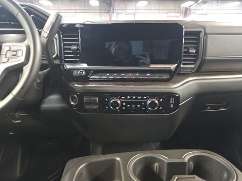 Certified 2024 Chevrolet Silverado 1500 LT w/ Protection Package AWD/4WD image 15