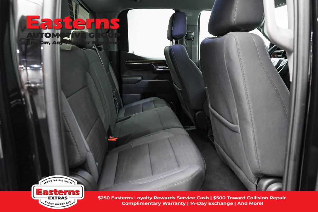 Used 2023 Chevrolet Silverado 1500 LT w/ Convenience Package II AWD/4WD image 23