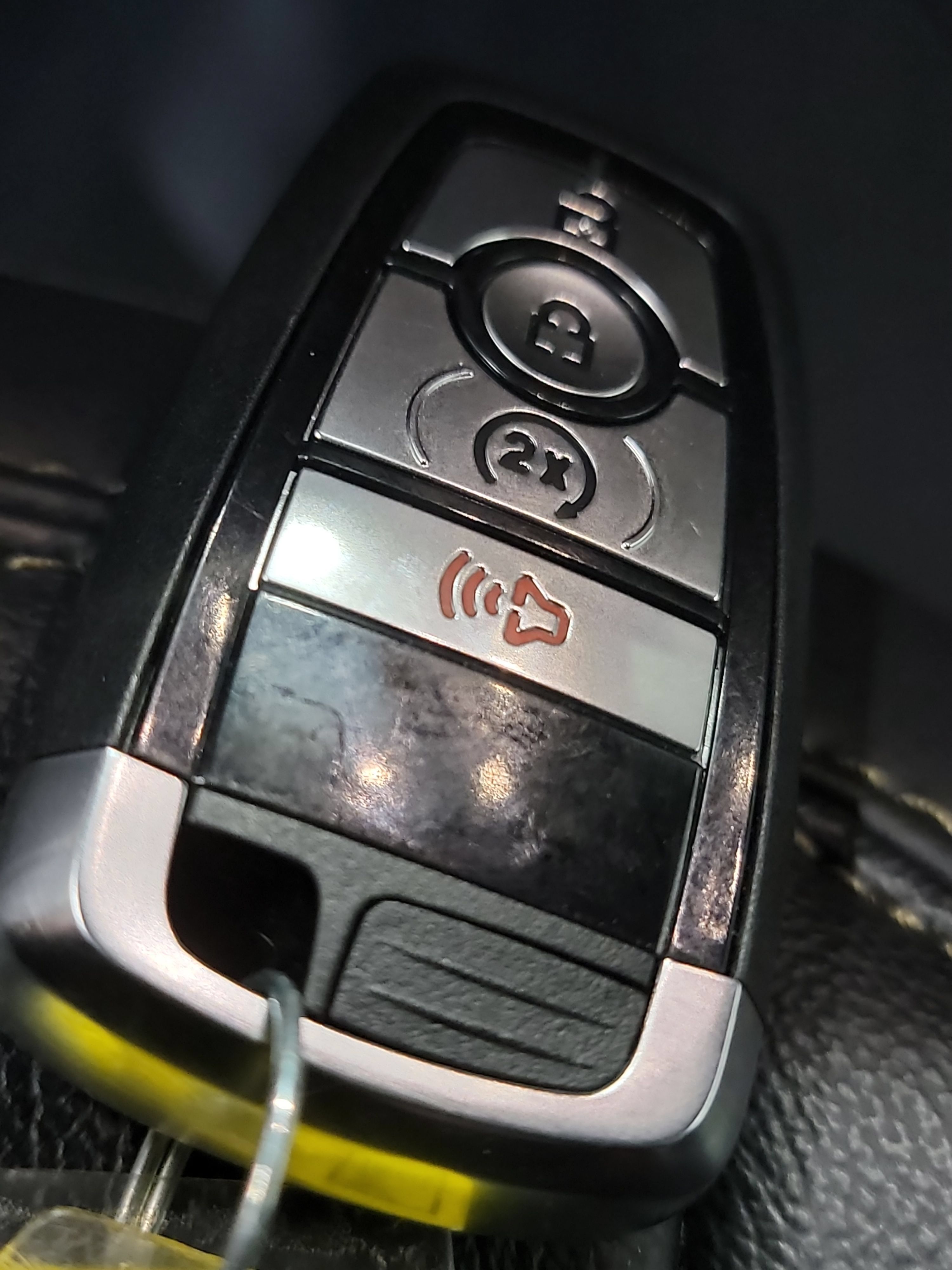 Used 2025 Ford Bronco Badlands AWD/4WD image 32