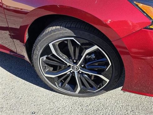 New 2025 Nissan Altima 2.5 SR image 26