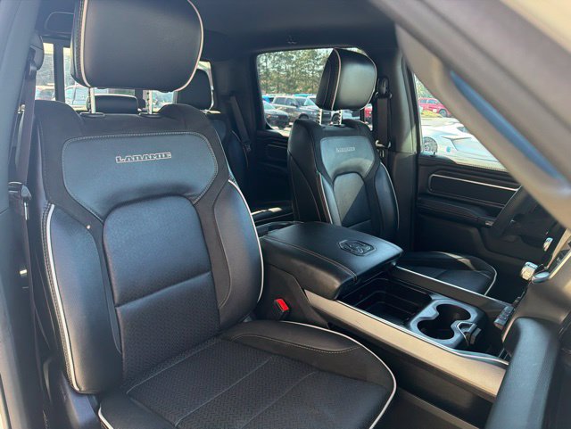 Used 2025 RAM 1500 Laramie w/ Sport Appearance Package AWD/4WD image 6