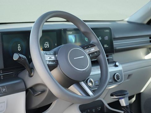 Certified 2024 Hyundai Kona SE AWD/4WD image 22