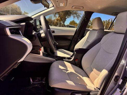 Used 2024 Toyota Corolla Cross L image 15