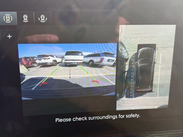 Used 2021 Lincoln Navigator Reserve w/ Luxury Package AWD/4WD image 6