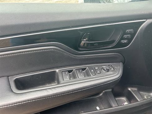 Used 2023 Honda Odyssey Touring image 23