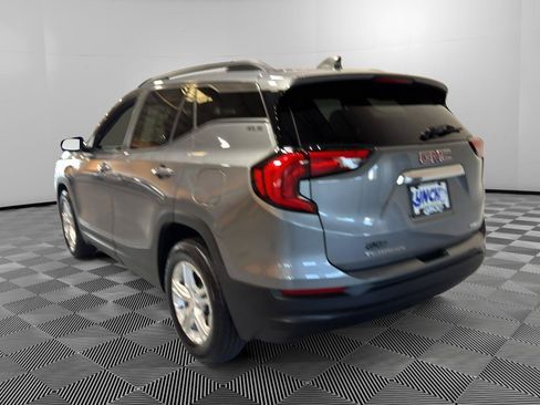Used 2021 GMC Terrain SLE w/ Driver Convenience Package AWD/4WD image 3