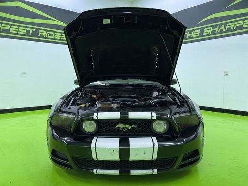 Used 2013 Ford Mustang GT Premium w/ Electronics Pkg RWD image 4