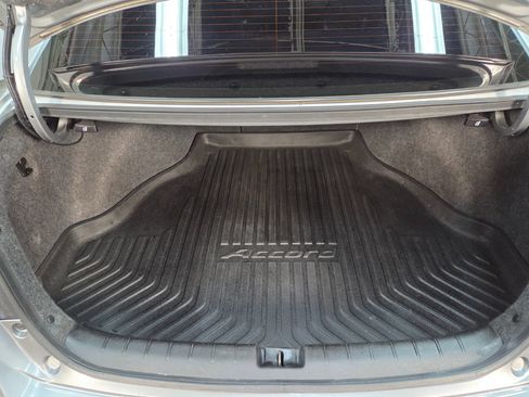 Used 2017 Honda Accord EX-L image 7