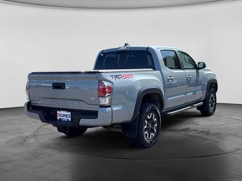 Used 2021 Toyota Tacoma TRD Sport AWD/4WD image 10