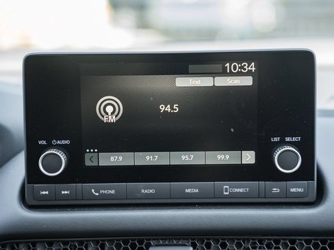 Used 2025 Honda HR-V LX image 18