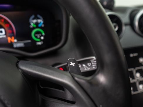 Used 2019 McLaren 570S Coupe RWD image 67