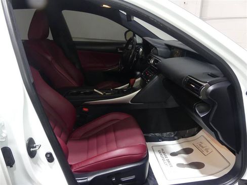 Used 2020 Lexus IS 300 F Sport w/ F Sport Package AWD/4WD image 22