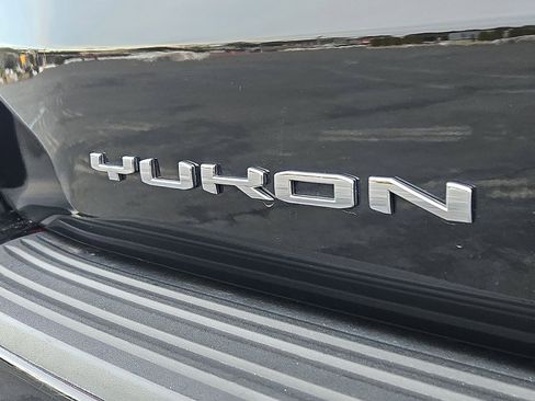 Certified 2022 GMC Yukon XL AT4 w/ Max Trailering Package image 24