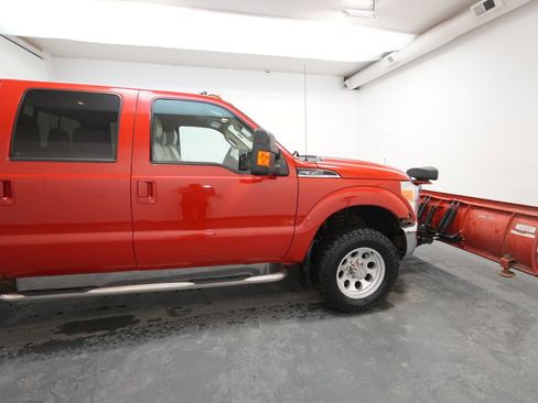 Used 2014 Ford F350 Lariat image 9