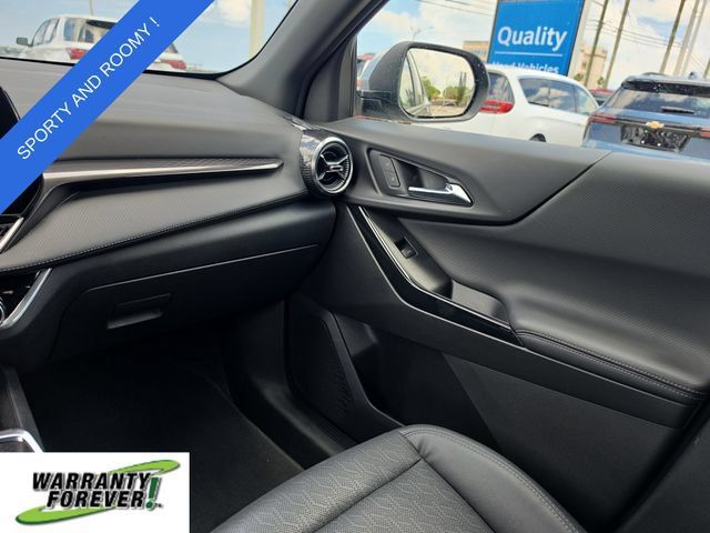 Used 2025 Chevrolet Equinox LT w/ Convenience Package II FWD image 10