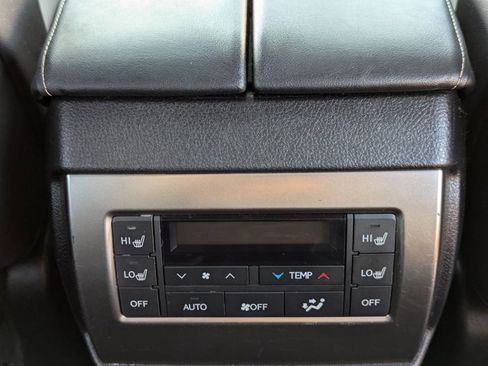 Used 2023 Lexus GX 460 Premium w/ Accessory Package image 14