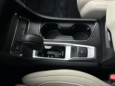 Used 2023 Subaru Ascent Limited w/ Technology Package image 21