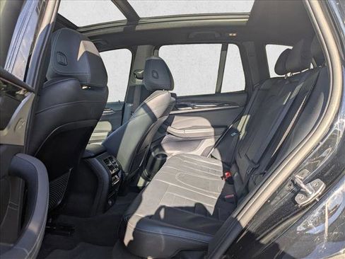 Used 2018 BMW X3 xDrive30i w/ Convenience Package image 19