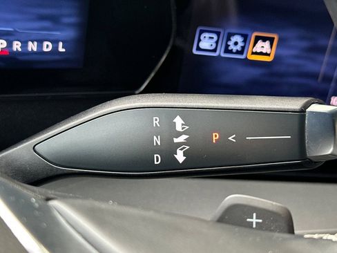 Used 2024 Chevrolet Traverse LT image 29